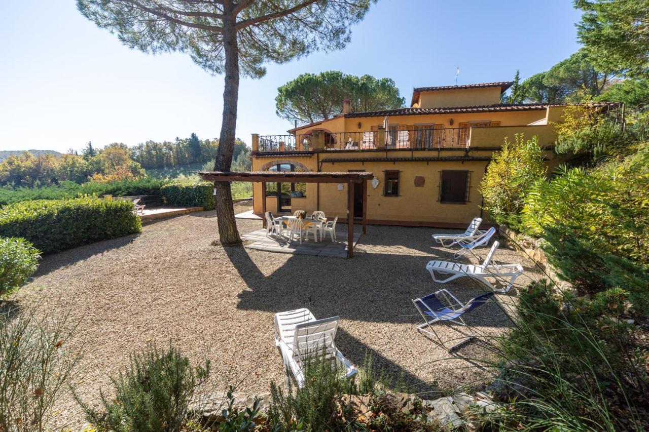 Вілла Poggio D'Oro San Donato in Poggio Екстер'єр фото