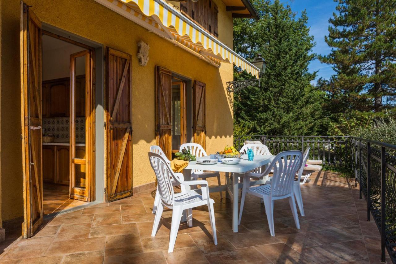 Вілла Poggio D'Oro San Donato in Poggio Екстер'єр фото